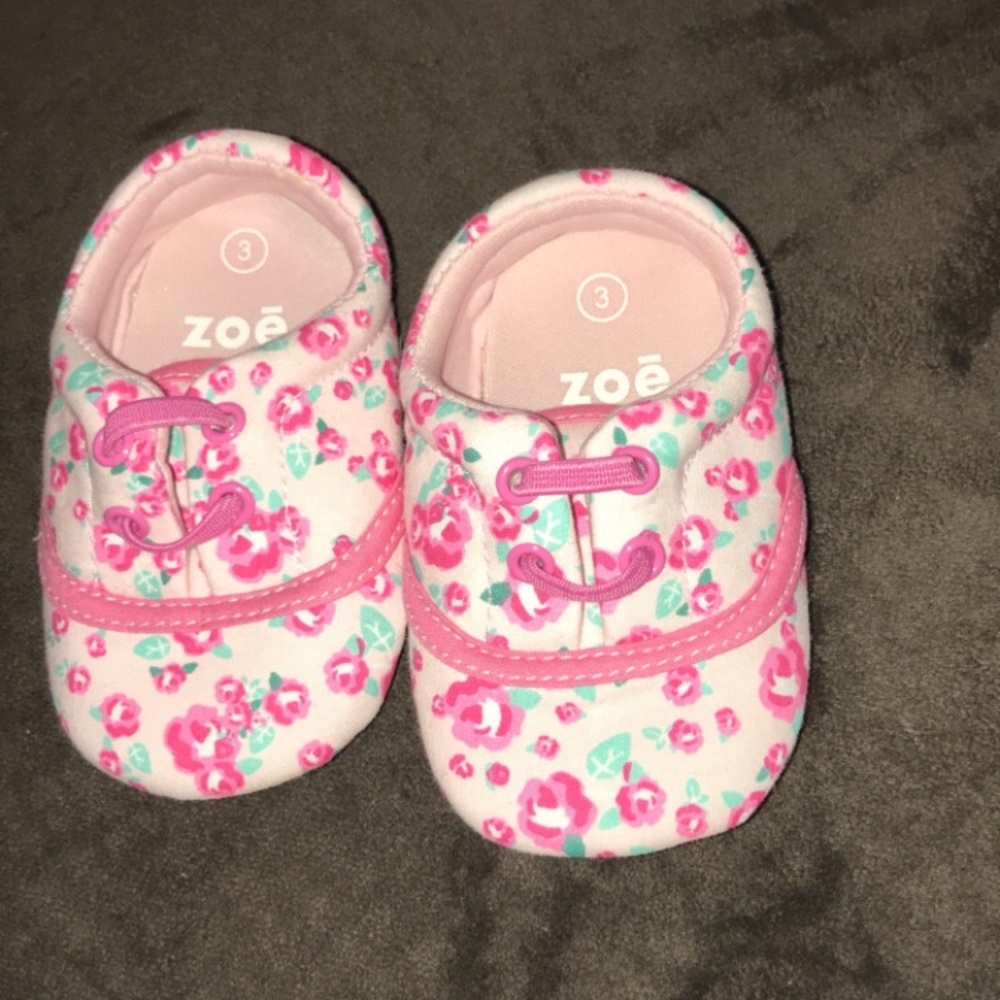 Zoe size 3-6 months